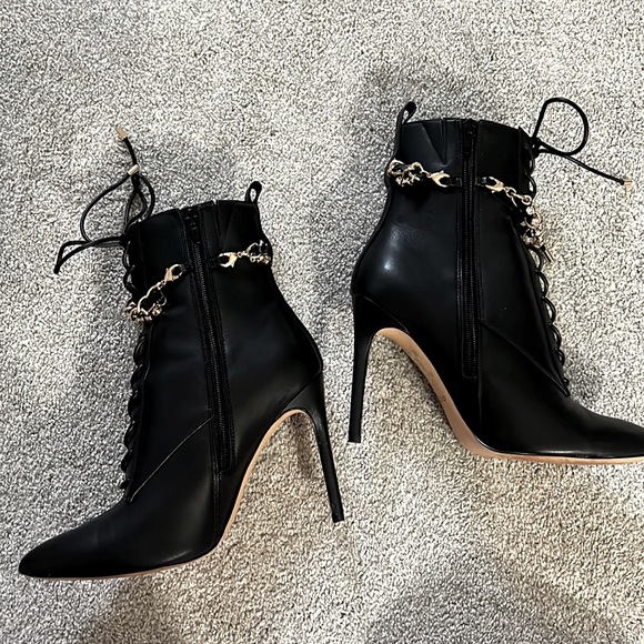 Aldo lace up stiletto booties with chains - Picture 4 of 6